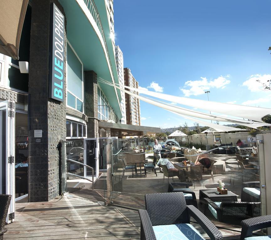 Blue Waters Hotel Ντούρμπαν Εξωτερικό φωτογραφία Blue Dolphin