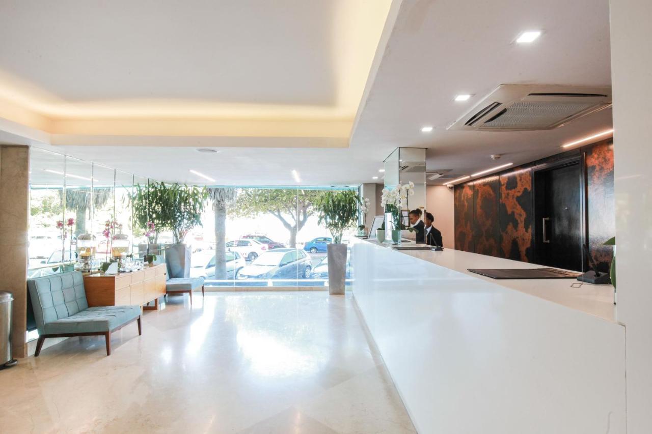Blue Waters Hotel Ντούρμπαν Εξωτερικό φωτογραφία Reception desk